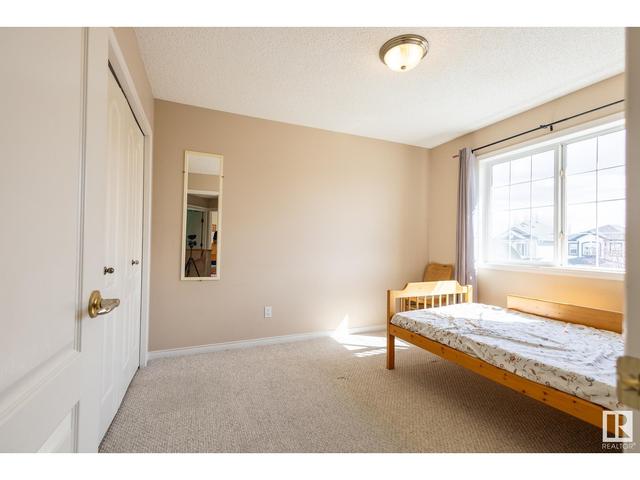 3320 40 Av Nw, House detached with 4 bedrooms, 2 bathrooms and 4 parking in Edmonton AB | Image 42