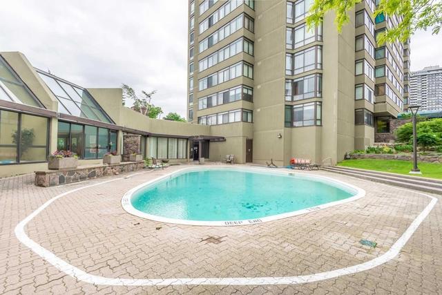 2703 - 55 Skymark Dr, Condo with 2 bedrooms, 2 bathrooms and 2 parking in Toronto ON | Image 11