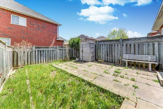 136 Kayla Cres, House attached with 3 bedrooms, 4 bathrooms and 3 parking in Vaughan ON | Image 24