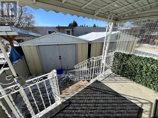 182, - 3223 83 Street Nw, Home with 3 bedrooms, 1 bathrooms and 2 parking in Calgary AB | Image 6