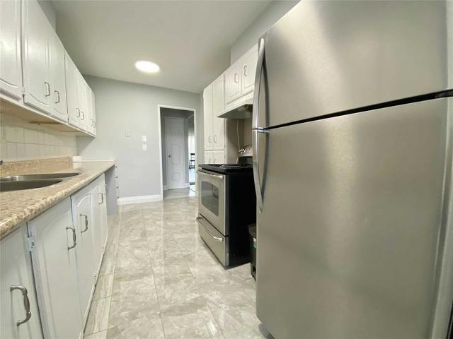 203 - 44 Longbourne Dr, Condo with 3 bedrooms, 2 bathrooms and 1 parking in Toronto ON | Image 20