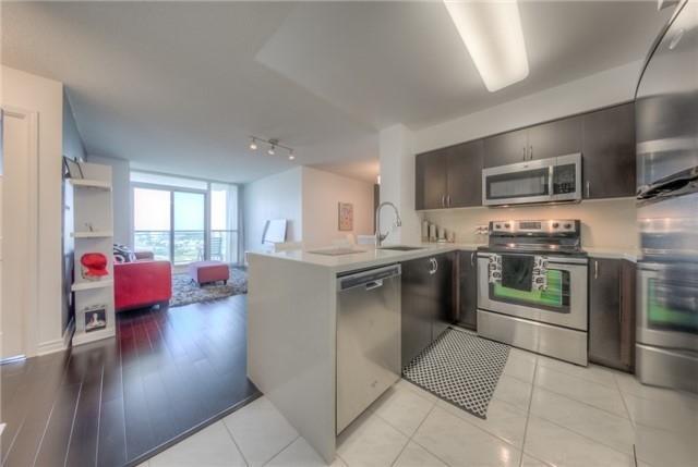 2106 - 88 Grangeway Ave, Condo with 1 bedrooms, 1 bathrooms and 1 parking in Toronto ON | Image 6