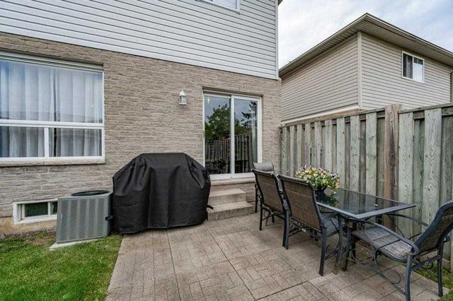 13 - 104 Frances Ave, Townhouse with 3 bedrooms, 2 bathrooms and 2 parking in Hamilton ON | Image 20