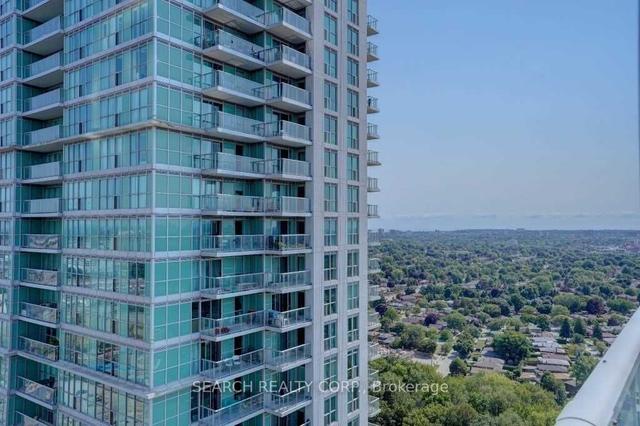 uph03 - 60 Town Centre Crt, Condo with 2 bedrooms, 1 bathrooms and 1 parking in Toronto ON | Image 13