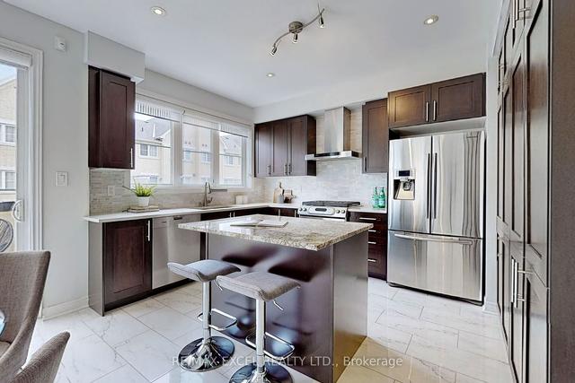 14 Maytime Way, Townhouse with 4 bedrooms, 5 bathrooms and 2 parking in Markham ON | Image 4