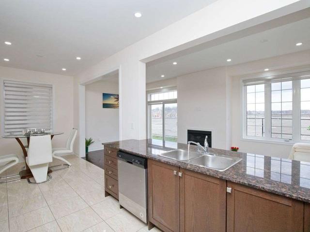 28 Clunburry Rd, House detached with 4 bedrooms, 3 bathrooms and 2 parking in Brampton ON | Image 14