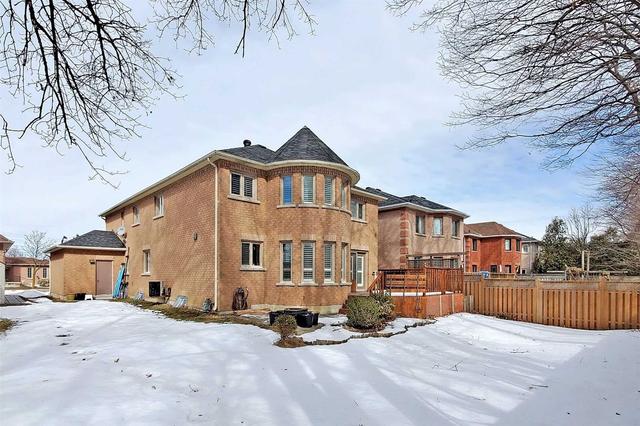 379 Worth Blvd, House detached with 4 bedrooms, 5 bathrooms and 9 parking in Vaughan ON | Image 32