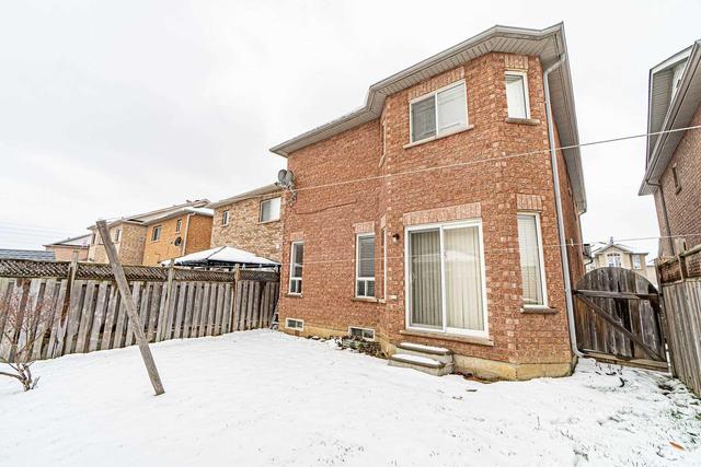 8 Penbridge Circ, House detached with 4 bedrooms, 4 bathrooms and 2 parking in Brampton ON | Image 20