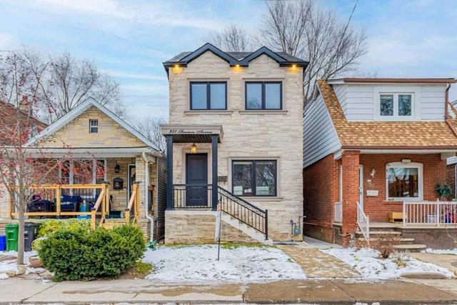 351 Sammon Ave, House detached with 3 bedrooms, 4 bathrooms and 0 parking in Toronto ON | Image 1