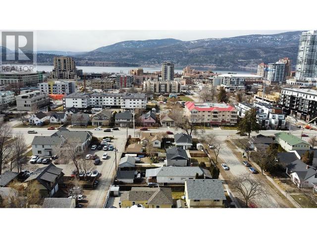 1339 Richter Street, House detached with 3 bedrooms, 1 bathrooms and 3 parking in Kelowna BC | Image 11