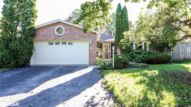 14 Autumn Lane, House detached with 3 bedrooms, 2 bathrooms and 4 parking in Barrie ON | Image 6
