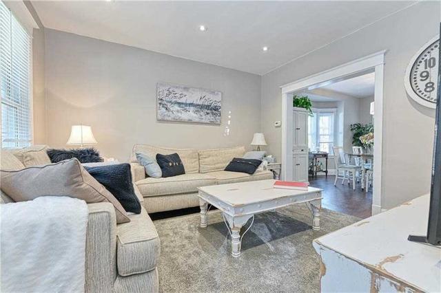 27 Rutherford Ave, House detached with 4 bedrooms, 1 bathrooms and 2 parking in Hamilton ON | Image 9