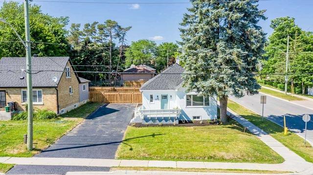 240 Codrington St, House detached with 3 bedrooms, 2 bathrooms and 6 parking in Barrie ON | Image 26
