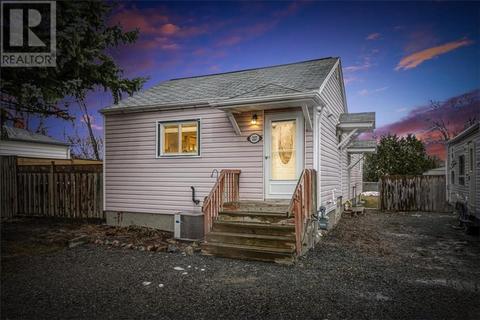 227 Tenth Avenue, Lively, ON, P3Y1M6 | Card Image