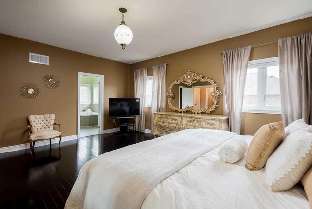 125 Wardlaw Pl, House detached with 4 bedrooms, 4 bathrooms and 6 parking in Vaughan ON | Image 13
