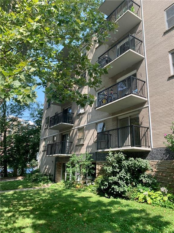 203 - 40 Robinson Street, Condo with 1 bedrooms, 1 bathrooms and 1 parking in Hamilton ON | Image 1