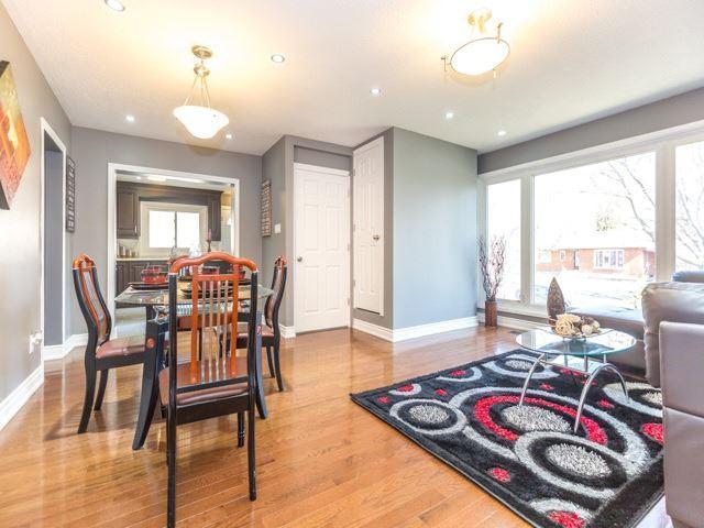6 Furlong Crt, House detached with 4 bedrooms, 4 bathrooms and 3 parking in Toronto ON | Image 6