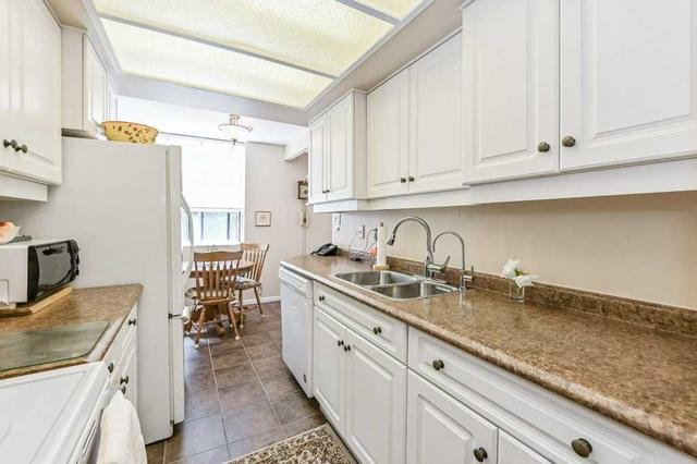 206 - 120 Duke St, Condo with 3 bedrooms, 2 bathrooms and 1 parking in Hamilton ON | Image 17