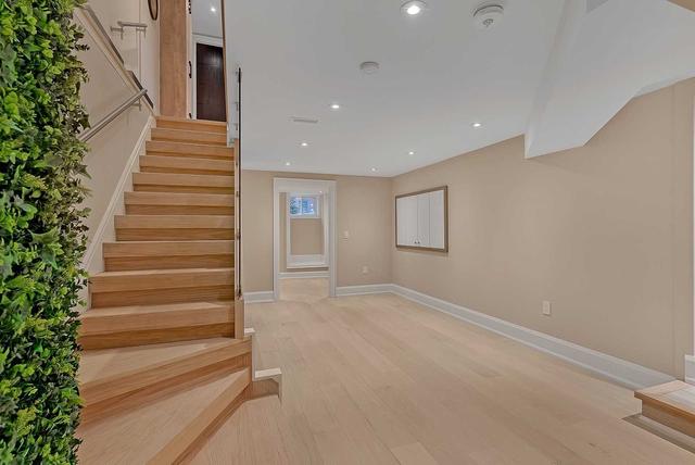 324 Euclid Ave, House detached with 4 bedrooms, 4 bathrooms and 2 parking in Toronto ON | Image 24
