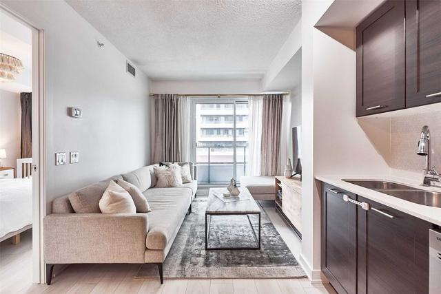 403 - 2220 Lake Shore Blvd W, Condo with 1 bedrooms, 1 bathrooms and 1 parking in Toronto ON | Image 32