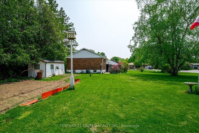 32 Chrisval Ave, House detached with 3 bedrooms, 3 bathrooms and 4 parking in Quinte West ON | Image 30