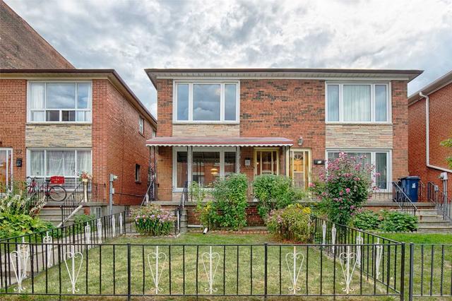 59 Wolseley St, House semidetached with 3 bedrooms, 2 bathrooms and 1.5 parking in Toronto ON | Image 1