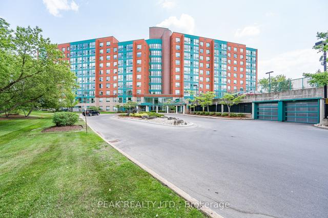 204 - 55 Blue Springs Dr, Condo with 2 bedrooms, 2 bathrooms and 1 parking in Waterloo ON | Image 12