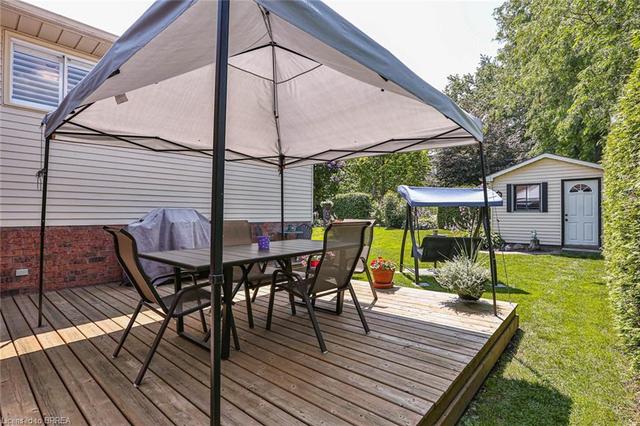 33 Spartan Drive, House detached with 4 bedrooms, 2 bathrooms and 3 parking in Brantford ON | Image 31