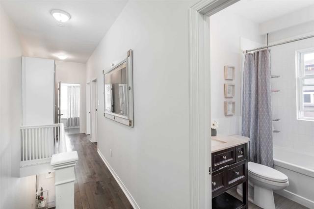 247 St Helen's Ave, House detached with 4 bedrooms, 4 bathrooms and 3 parking in Toronto ON | Image 19