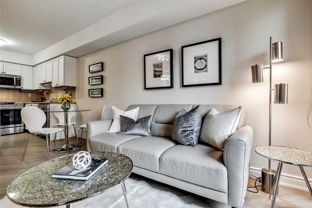 1001 - 78 Harrison Garden Blvd, Condo with 1 bedrooms, 1 bathrooms and 1 parking in Toronto ON | Image 6