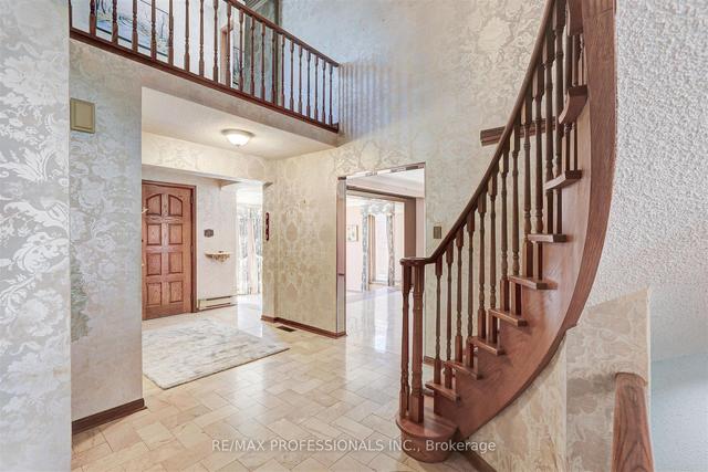 51 Burnhamill Pl, House detached with 5 bedrooms, 4 bathrooms and 6 parking in Toronto ON | Image 26