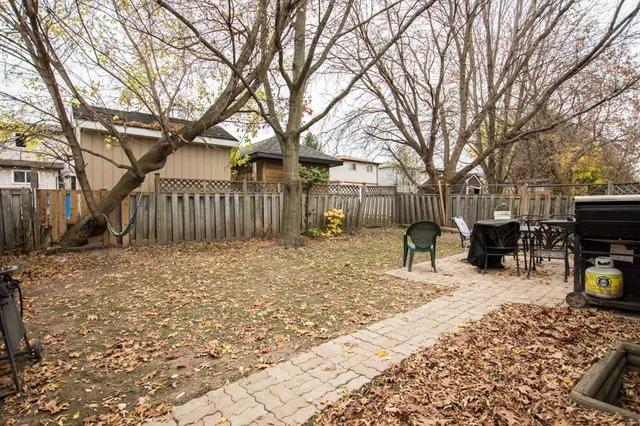 170 Hickling Tr, House detached with 3 bedrooms, 2 bathrooms and 5 parking in Barrie ON | Image 22