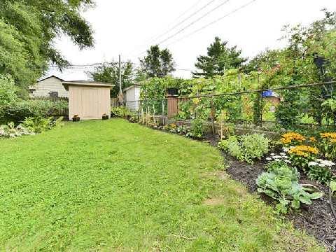 105 Barker Ave, House detached with 3 bedrooms, 3 bathrooms and 2 parking in Toronto ON | Image 15