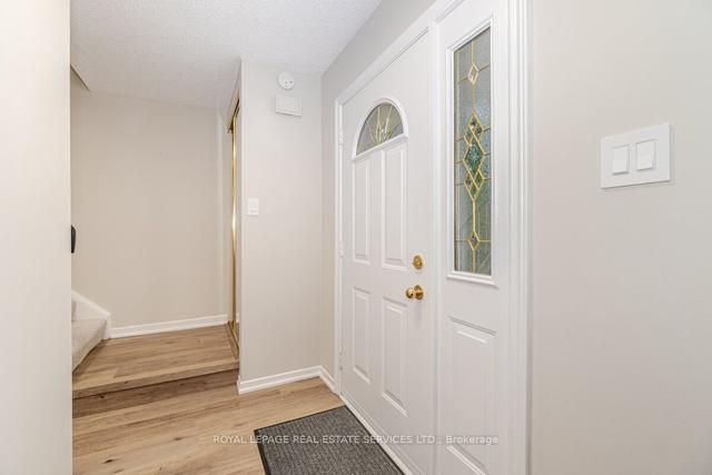 4 - 90 Sarah Lane, Townhouse with 3 bedrooms, 4 bathrooms and 2 parking in Oakville ON | Image 34
