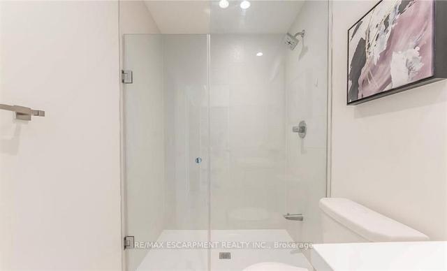 120 - 80 Vanauley St, Condo with 2 bedrooms, 3 bathrooms and 1 parking in Toronto ON | Image 4