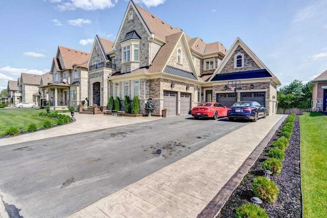 12 Kelways Circ, House detached with 6 bedrooms, 6 bathrooms and 12 parking in Brampton ON | Image 2