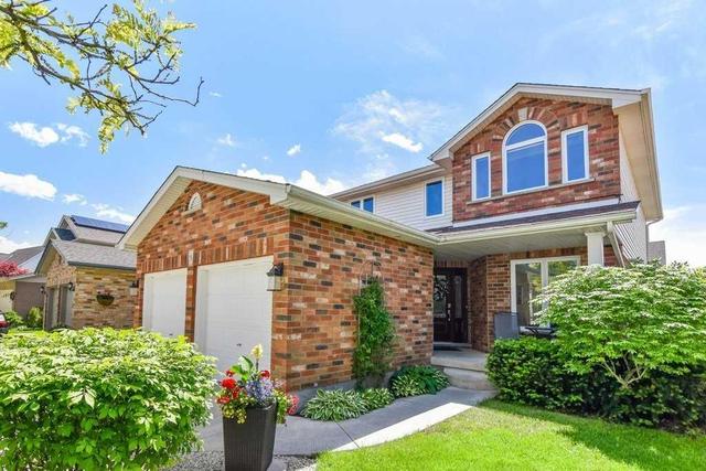 9 Carroll Cres, House detached with 3 bedrooms, 4 bathrooms and 2 parking in Guelph ON | Image 1