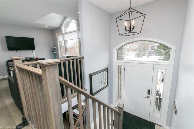 516 Elizabeth Street, House detached with 4 bedrooms, 2 bathrooms and 8 parking in South Bruce Peninsula ON | Image 11