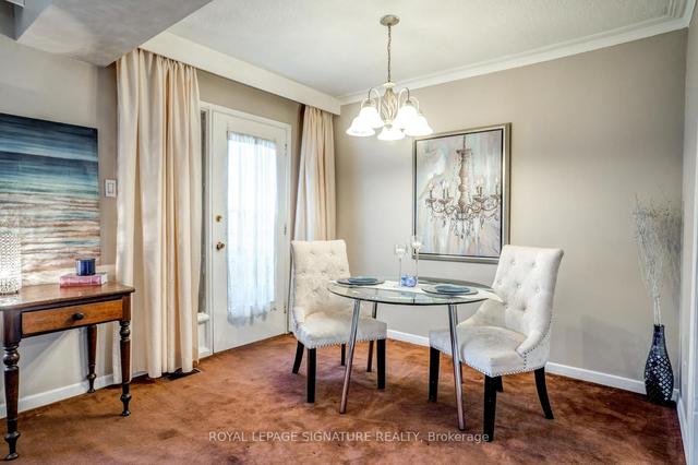 1 Vanity Crt, House semidetached with 3 bedrooms, 2 bathrooms and 6 parking in Toronto ON | Image 17