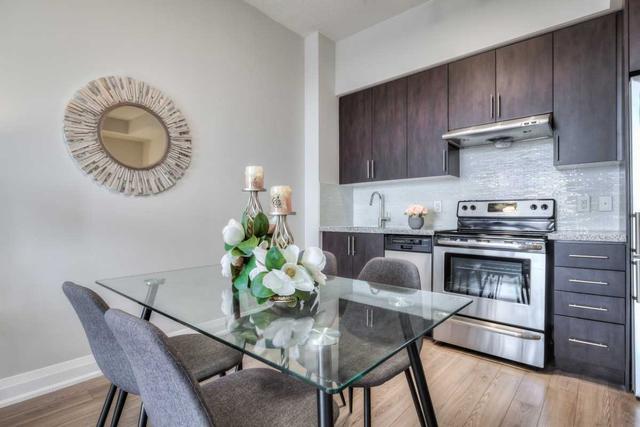 523 - 8763 Bayview Ave, Condo with 1 bedrooms, 1 bathrooms and 1 parking in Richmond Hill ON | Image 3