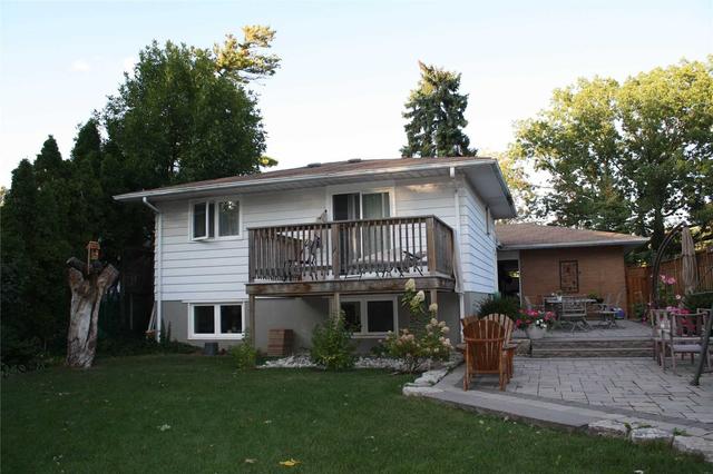1600 Cawthra Crt, House detached with 2 bedrooms, 2 bathrooms and 8 parking in Mississauga ON | Image 2