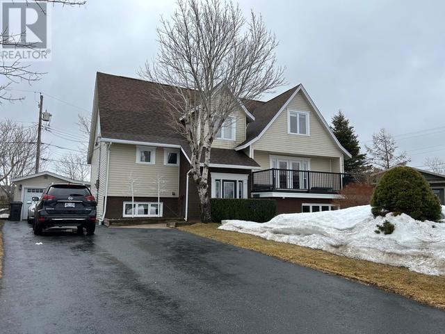 15 Rodes Place, House detached with 6 bedrooms, 3 bathrooms and null parking in Mount Pearl NL | Image 1