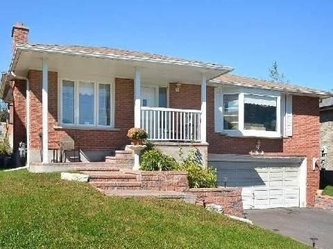 Upper - 153 King St W, House detached with 4 bedrooms, 2 bathrooms and 2 parking in Caledon ON | Image 2