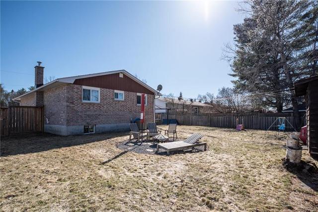 61 Hilda Street, House detached with 4 bedrooms, 1 bathrooms and 4 parking in Petawawa ON | Image 29