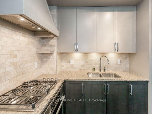 612 - 30 Old Mill Rd N, Condo with 2 bedrooms, 2 bathrooms and 1 parking in Toronto ON | Image 19