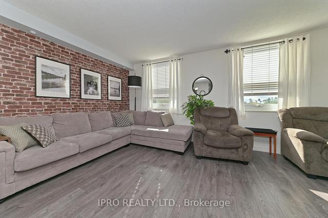 511 - 4 Lisa St, Condo with 3 bedrooms, 2 bathrooms and 1 parking in Brampton ON | Image 21