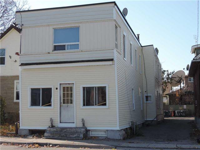 316 Albert St, House detached with 6 bedrooms, 4 bathrooms and 2 parking in Oshawa ON | Image 1