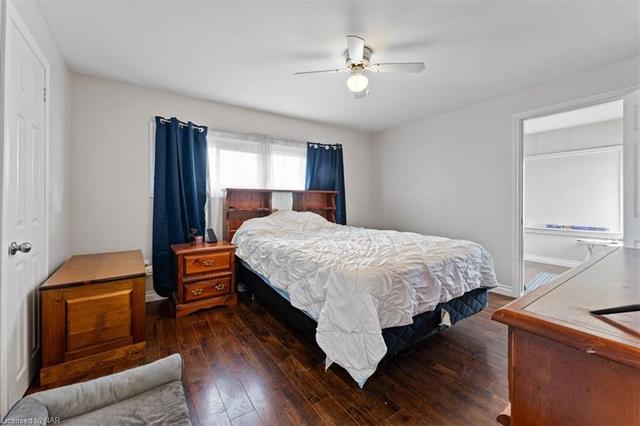 186 Price Avenue, House detached with 3 bedrooms, 1 bathrooms and 5 parking in Welland ON | Image 6