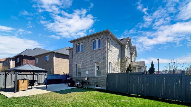 103 Old Field Cres, House detached with 4 bedrooms, 4 bathrooms and 6 parking in East Gwillimbury ON | Image 29