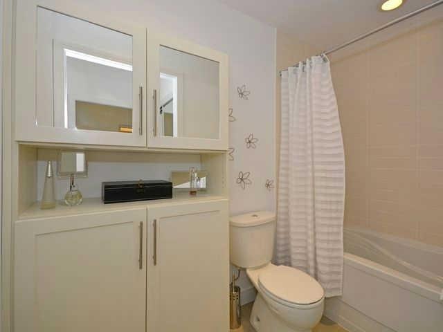 1004 - 112 George St, Condo with 2 bedrooms, 2 bathrooms and 2 parking in Toronto ON | Image 12